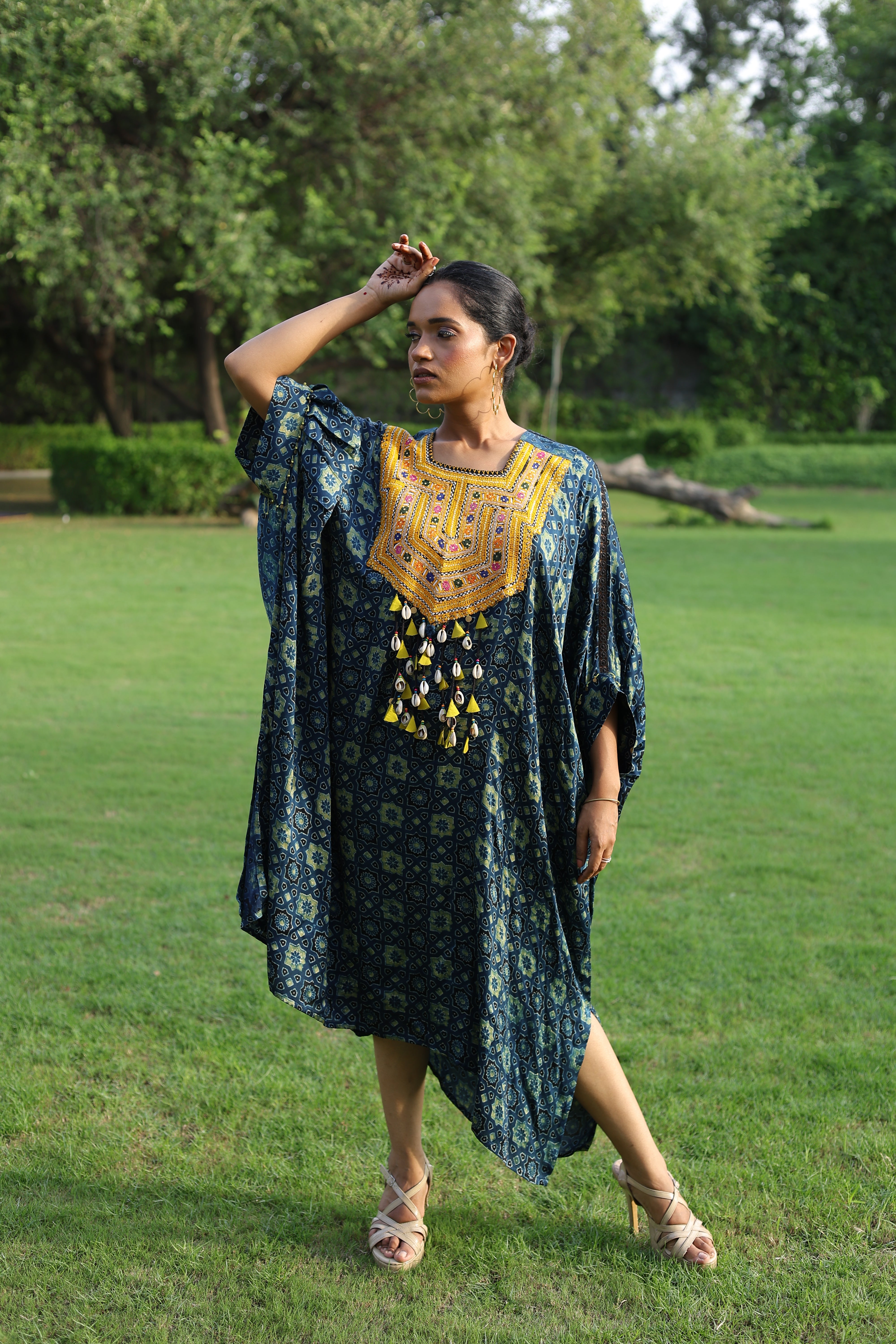 Aarunya Surya Ajrak Kaftan1