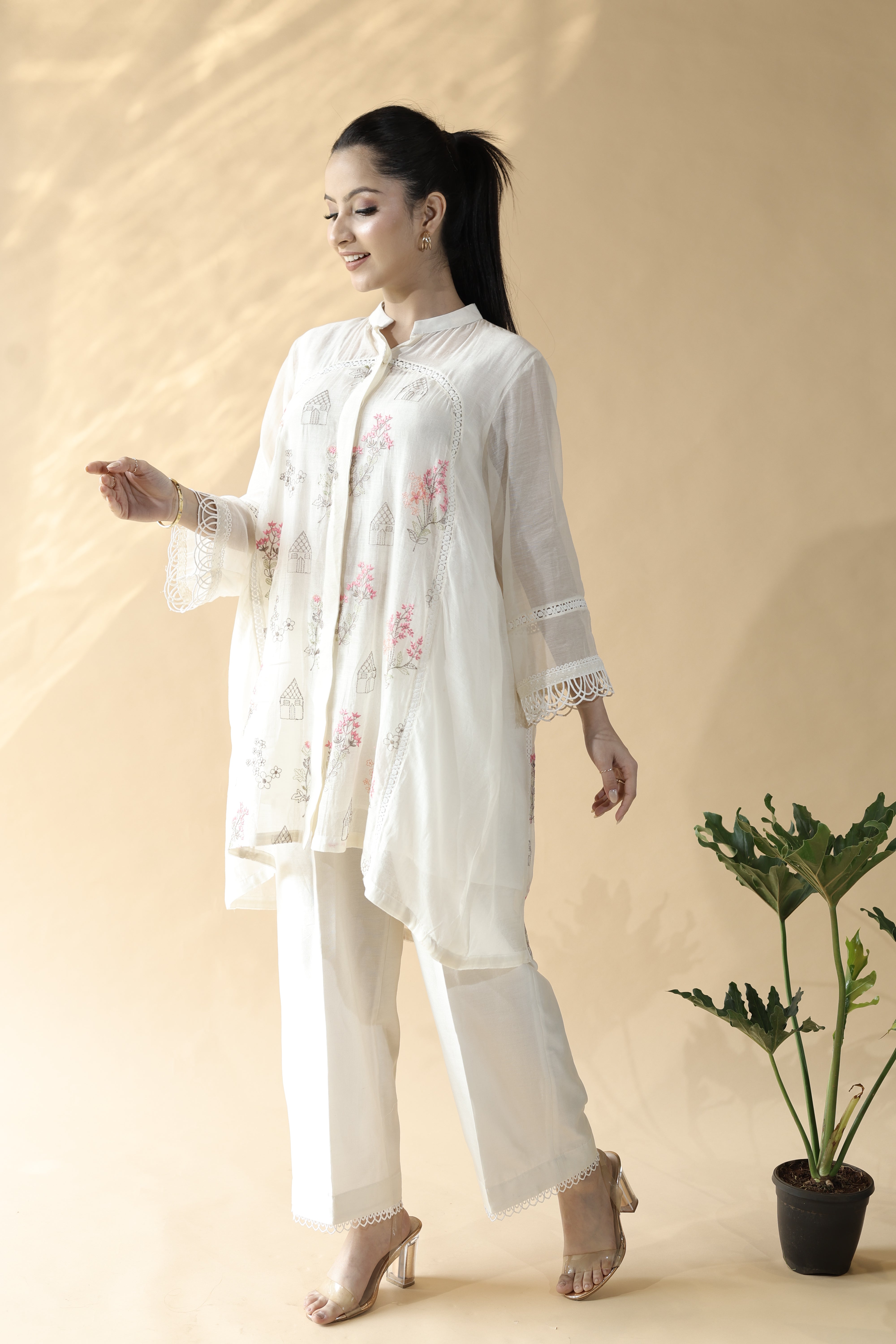 Gulmohar Baagh Kurta Set4