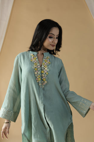 Gulmohar Meher Angan Kurta Set2