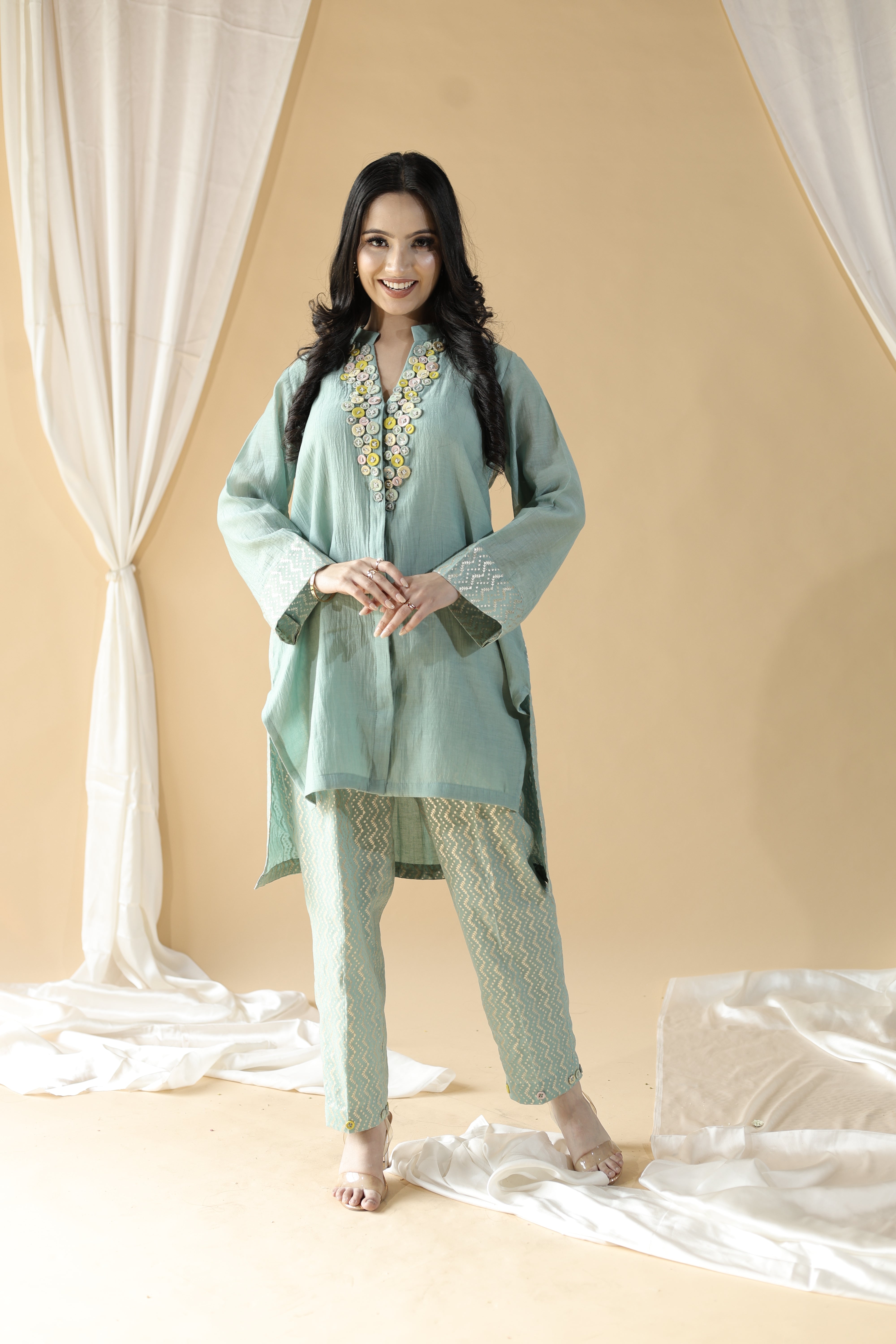 Gulmohar Meher Angan Kurta Set4