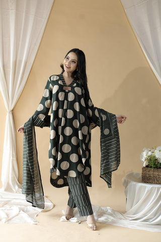 Gulmohar Raas Cape Set2