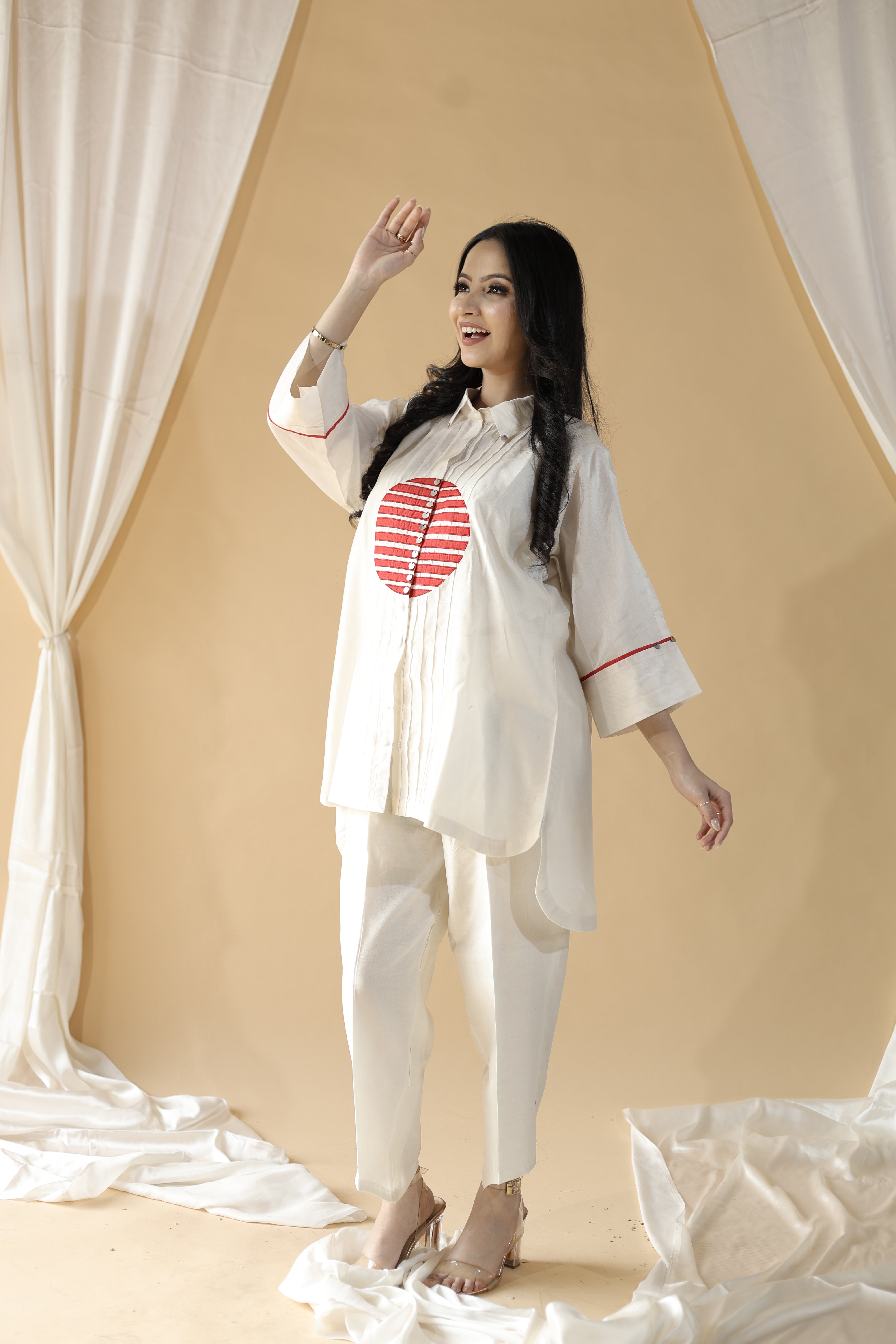 Gulmohar Surya Rekha Kurta Set3