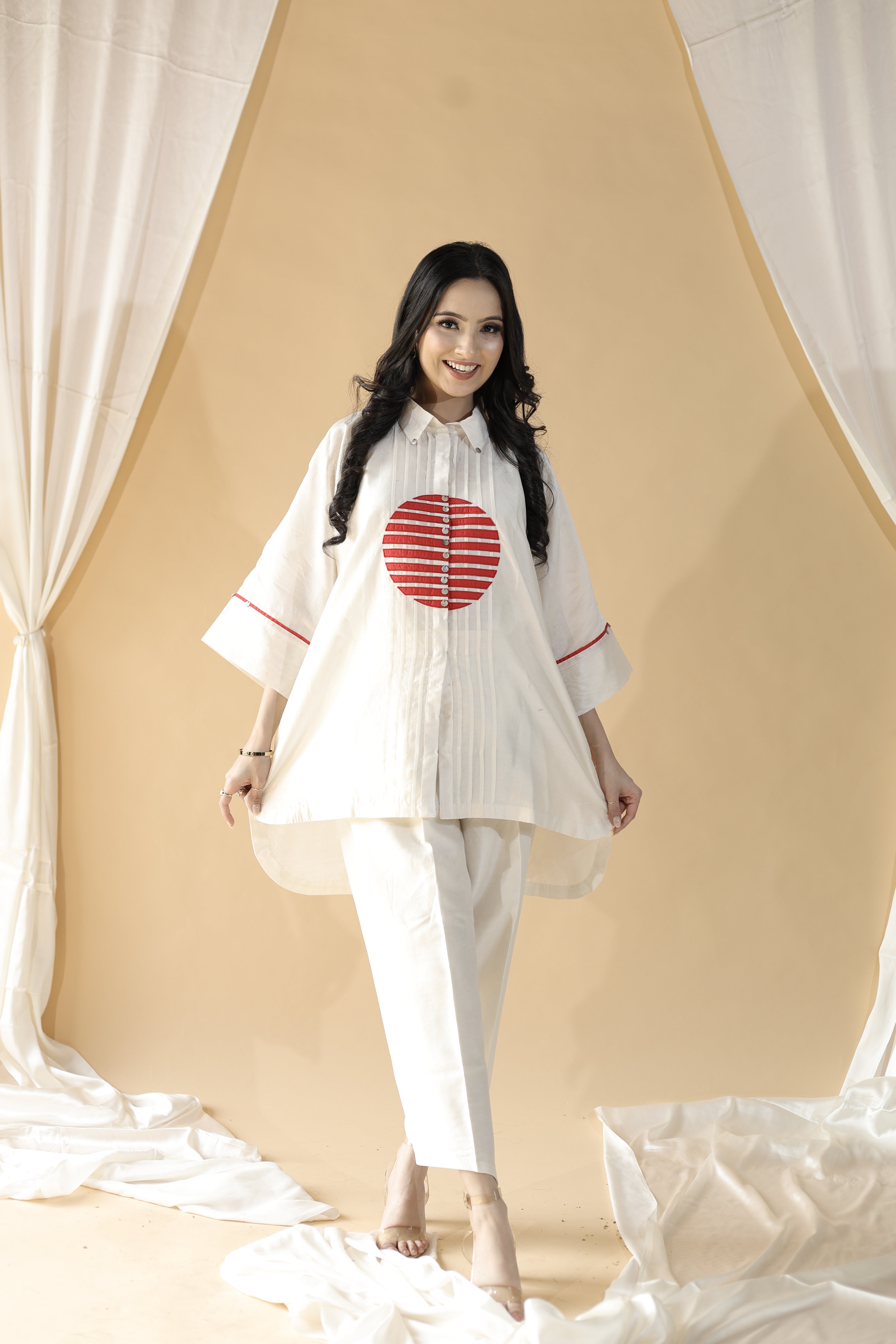 Gulmohar Surya Rekha Kurta Set4
