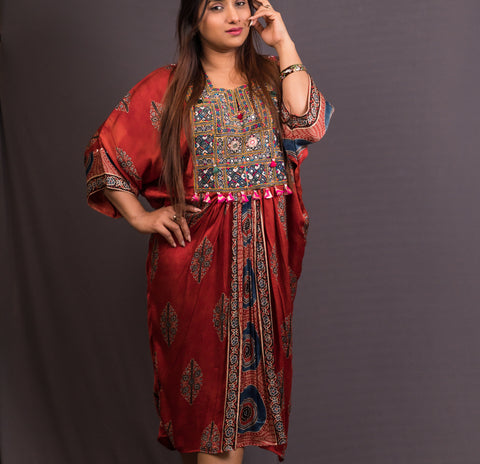 Gulnaar Mirrorwork Kurta3