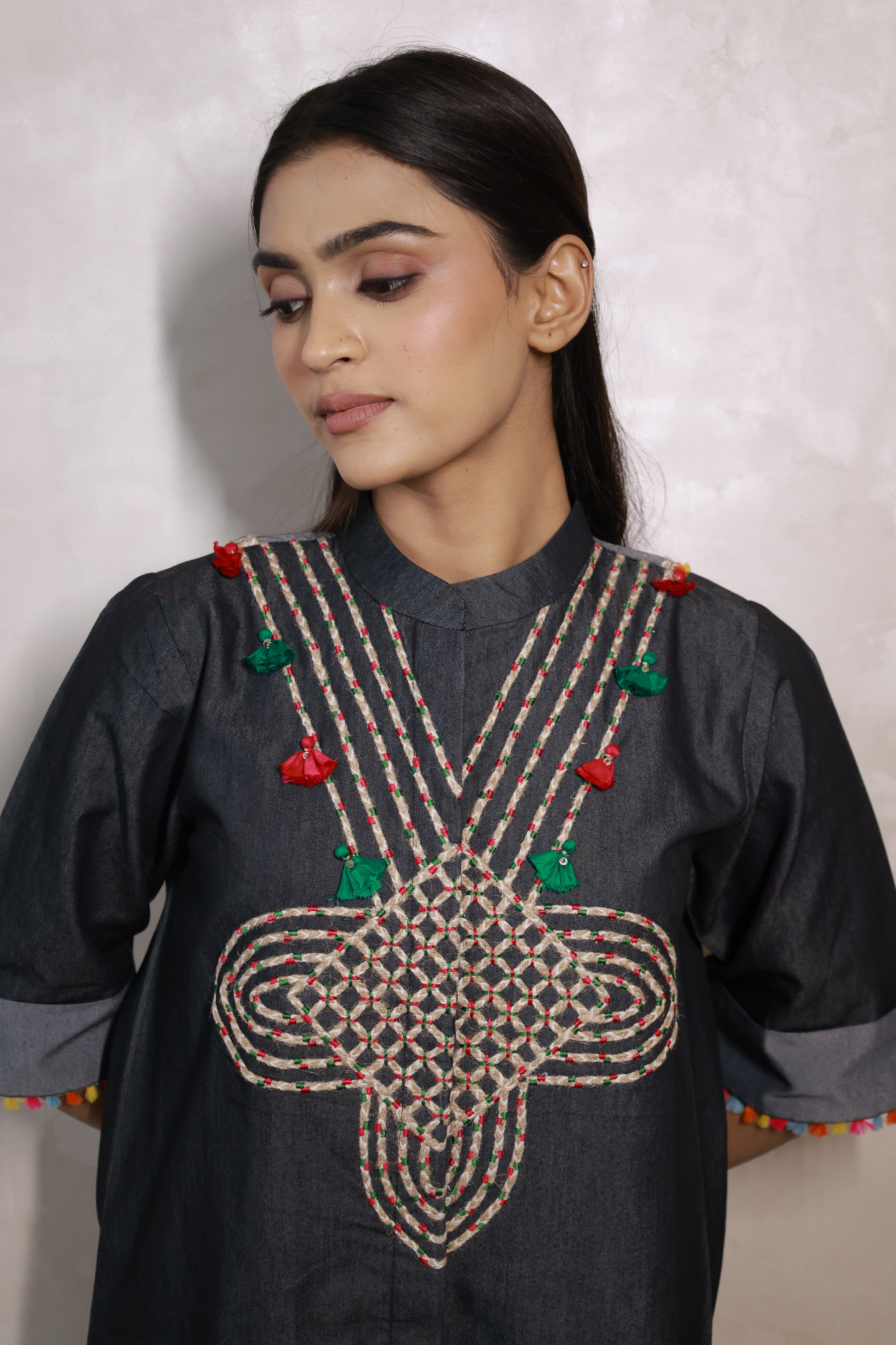 Heritage Kurta Set in Black2