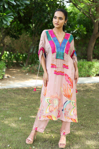 Ira Kurta Set in Peach3