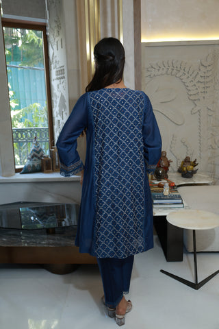 Kaner Kurta Set in Blue
4