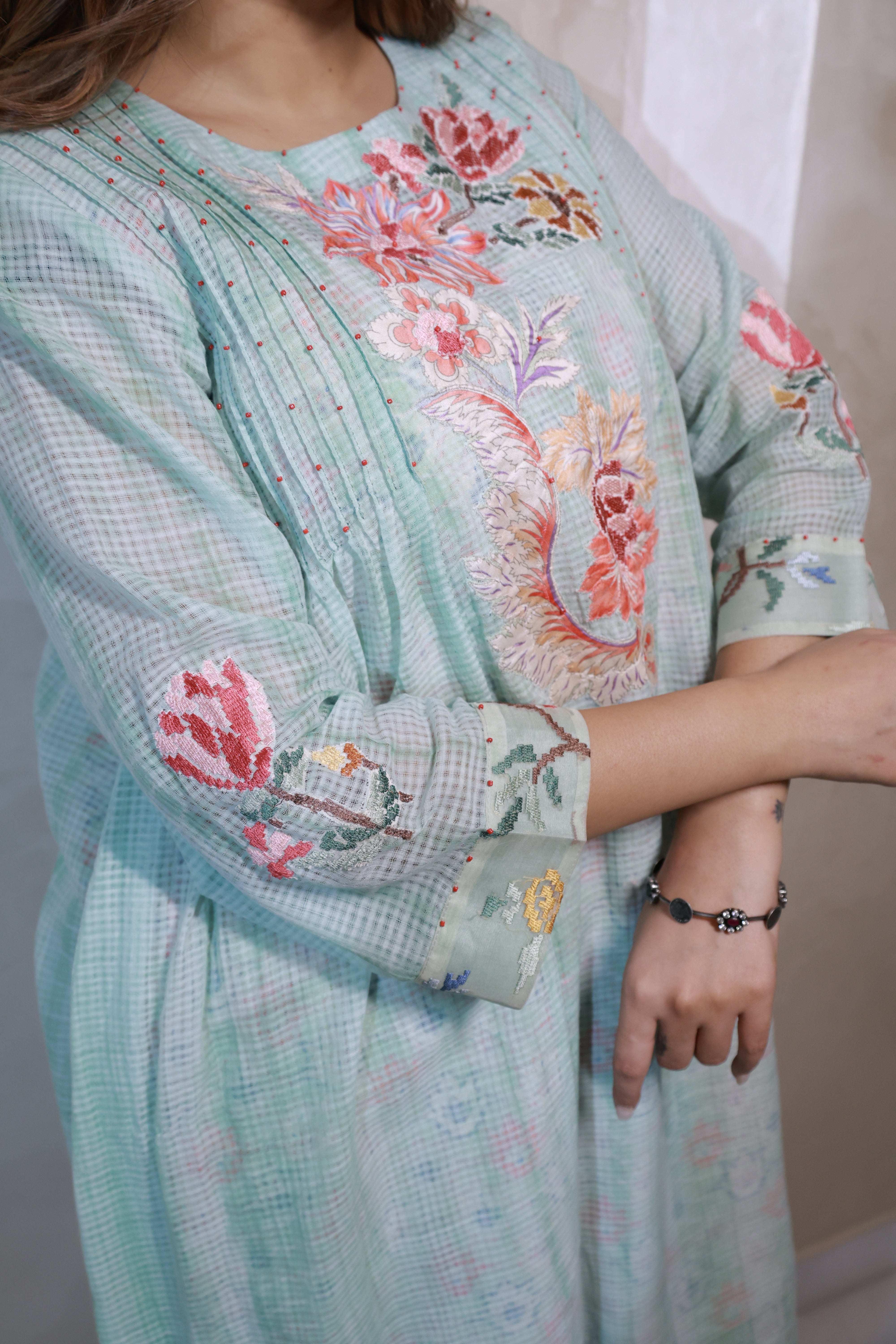 Kritika Kurta Set in Green2
