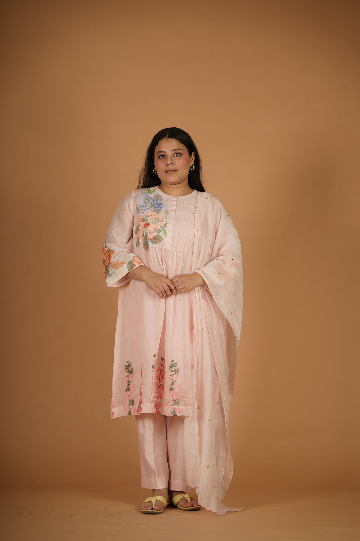 Mridula in Pink1