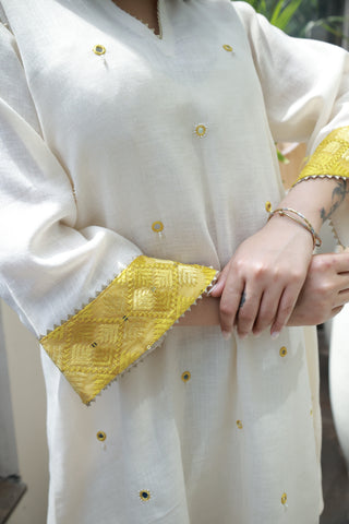 Phulkari Kurta Set
2