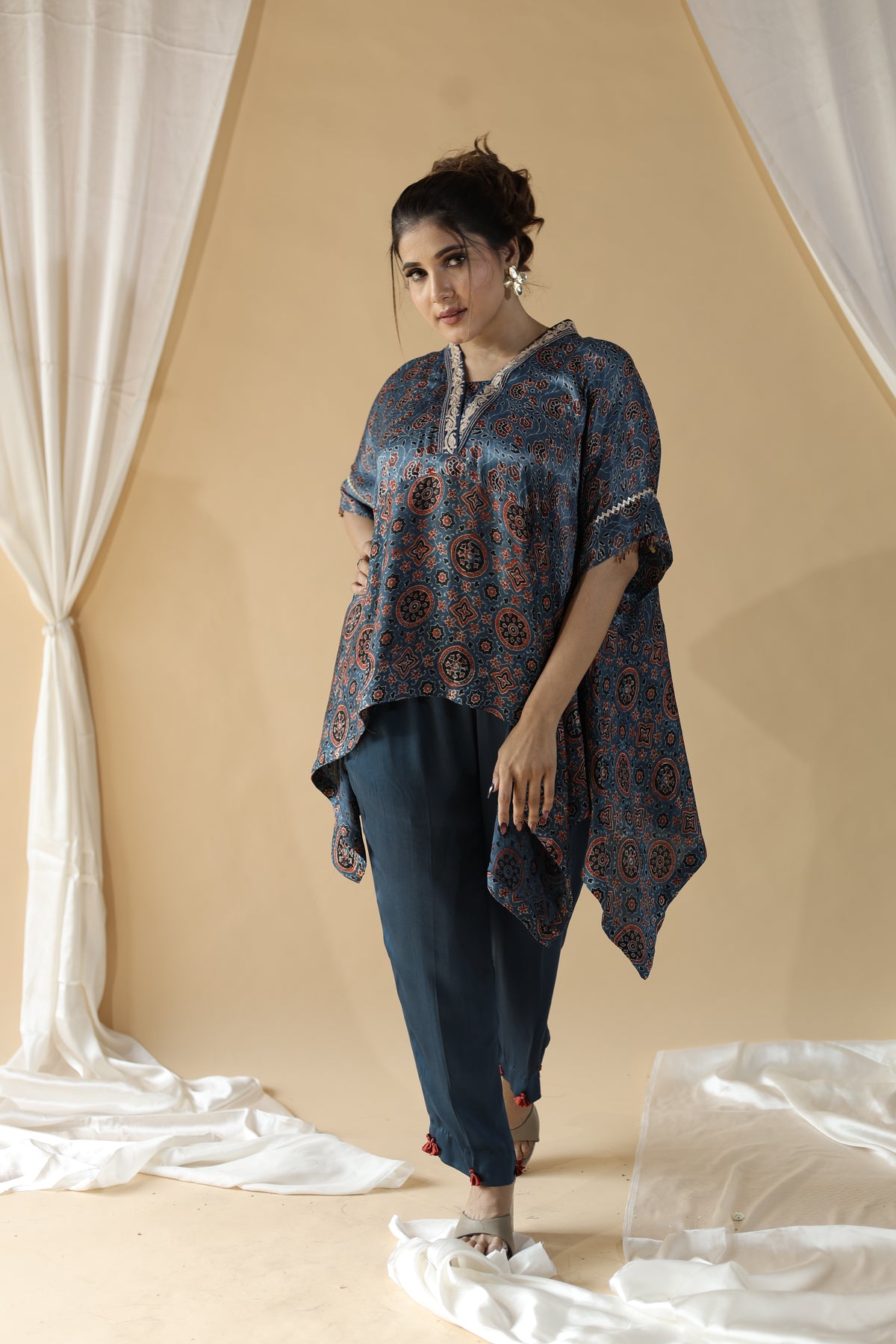 Sthira Nakshatra Ajrak Drape Set1