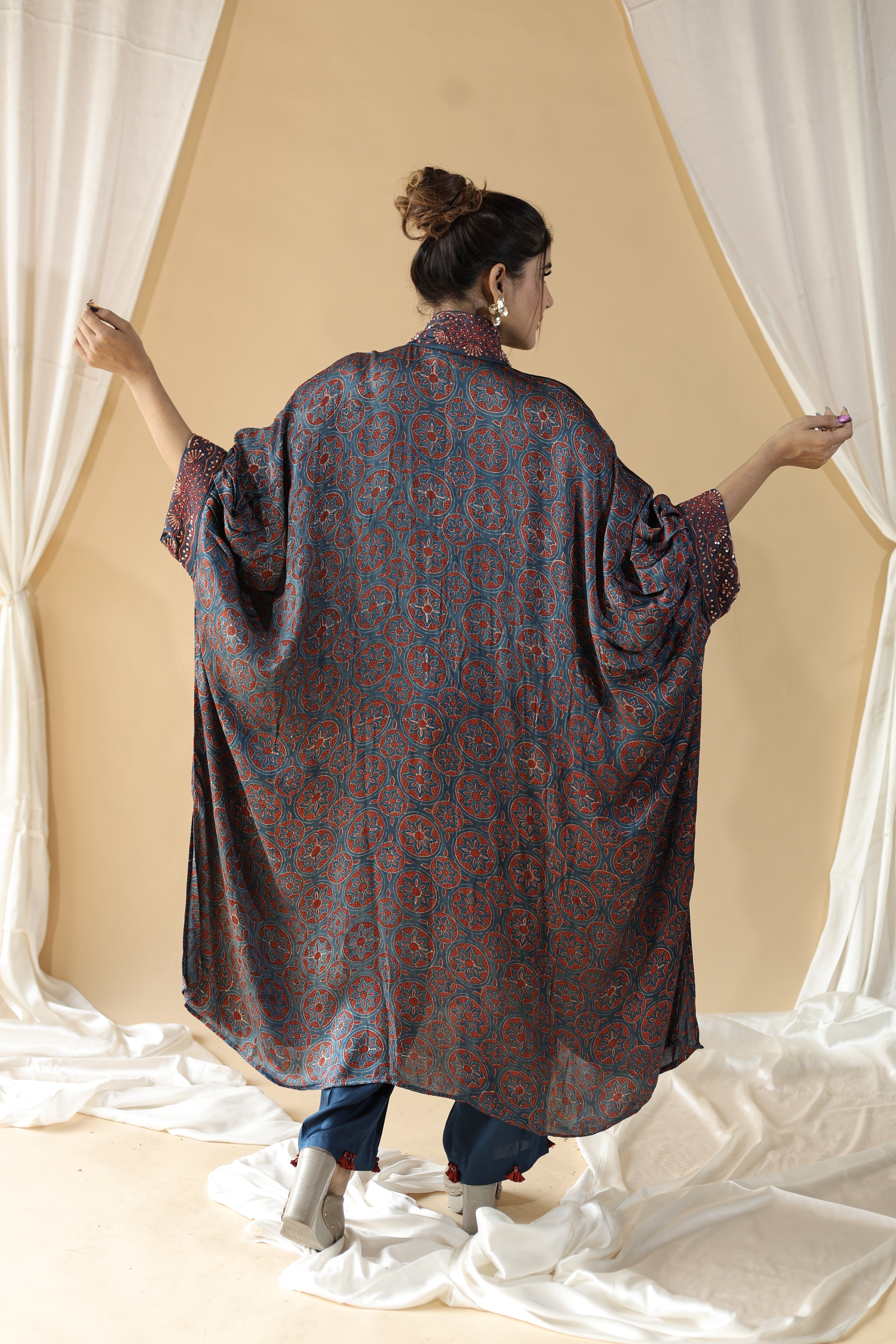 Vayunila Nakshatra Ajrak Kaftan Set2